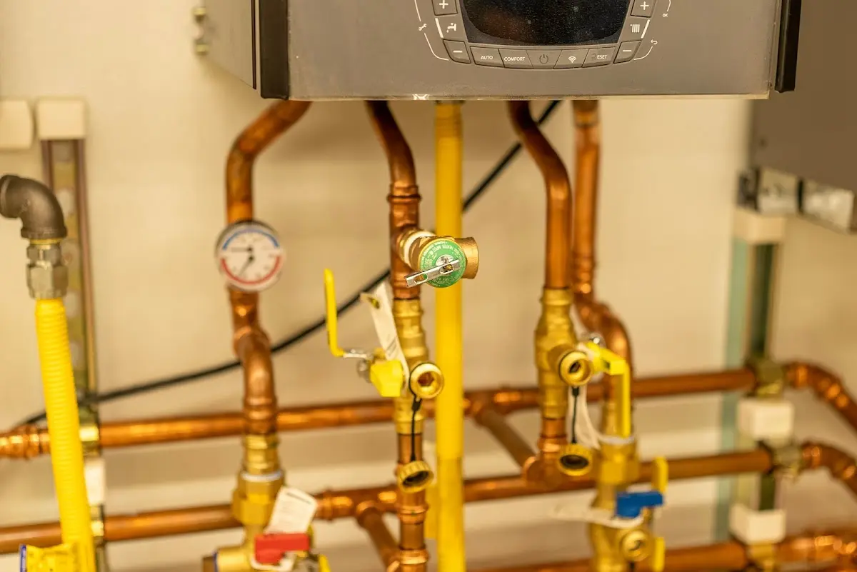 Licensed technician providing Emergency Plumbing for a homeowner in Brackenridge